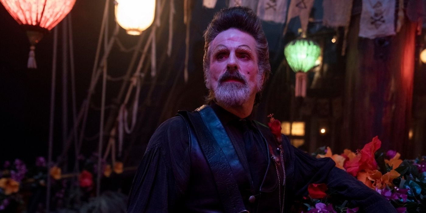 Our Flag Means Death El video secuencial de BTS de la temporada 2 muestra la transformación de la apariencia drag de Izzy