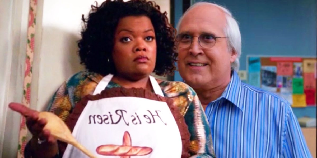 "Parece agradable": la estrella de la comunidad responde a los brutales comentarios de Chevy Chase sobre el programa