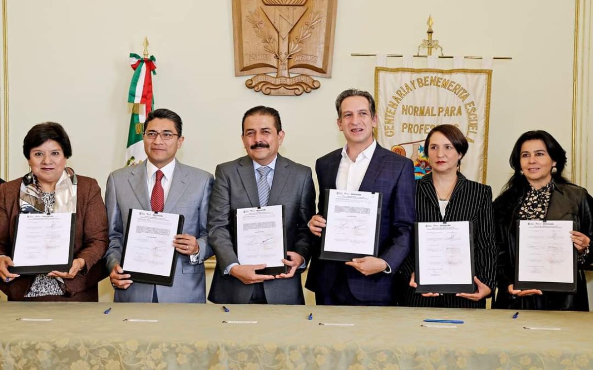 Ponen fin a controversia por libros de texto gratuitos en Edomex