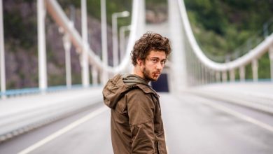 Tráiler de Mortal: Nat Wolff protagoniza la historia del origen del superhéroe de la mitología nórdica
