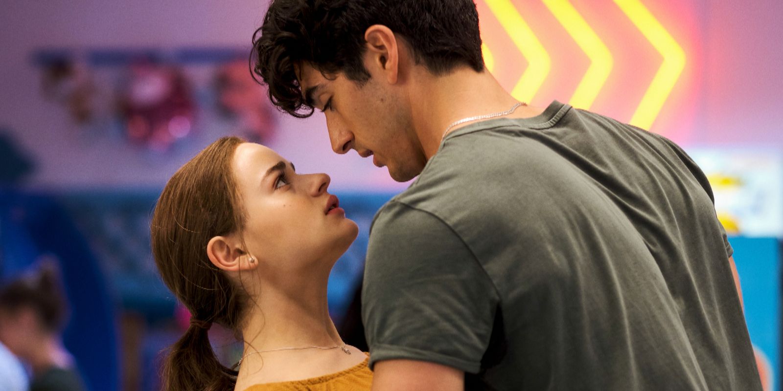 Tráiler de The Kissing Booth 2: Elle y Noah luchan con la larga distancia