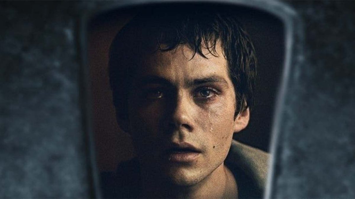 Tráiler de flashback: Dylan O'Brien busca a una Maika Monroe desaparecida