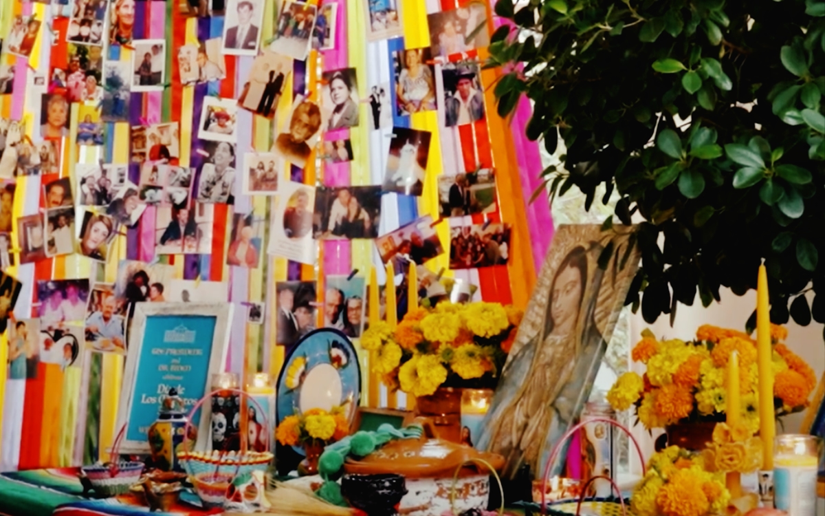 Video | La Casa Blanca pone ofrenda del Día de Muertos y la abre al público por primera vez