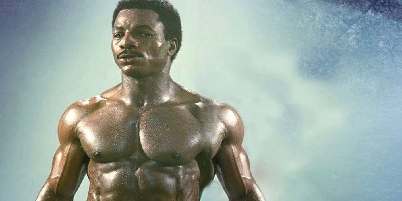 Apollo Creed con humo detrás de él en Rocky III
