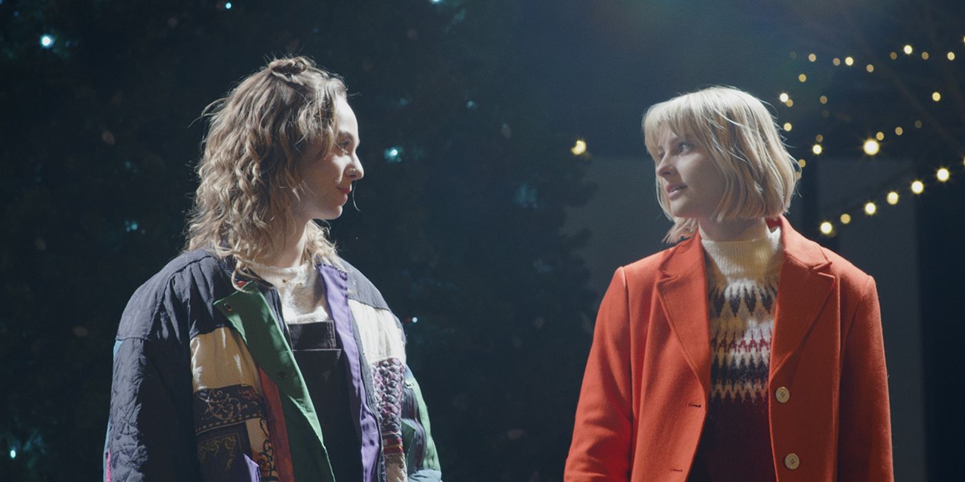 Jess McLeod y Jane Widdop en Es un cuchillo maravilloso