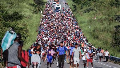 AMLO acusa a traficantes de personas de organizar caravanas migrantes