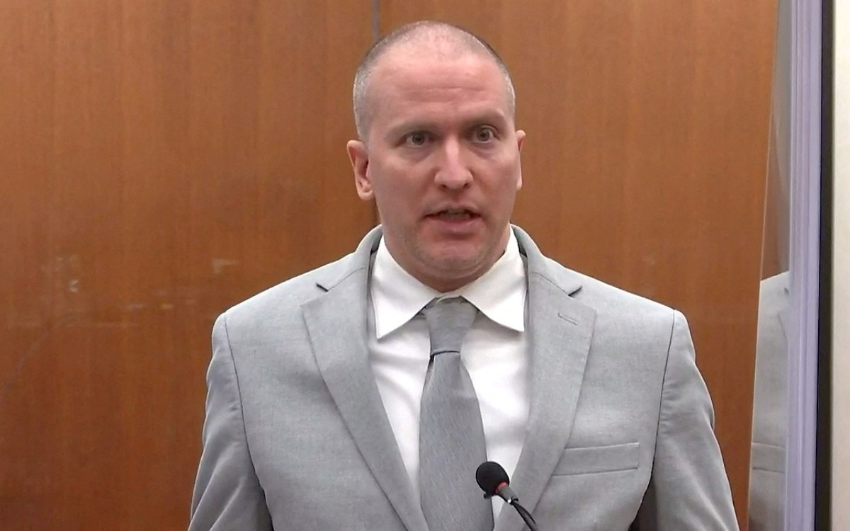 Acusado de muerte de George Floyd fue acuchillado 22 veces