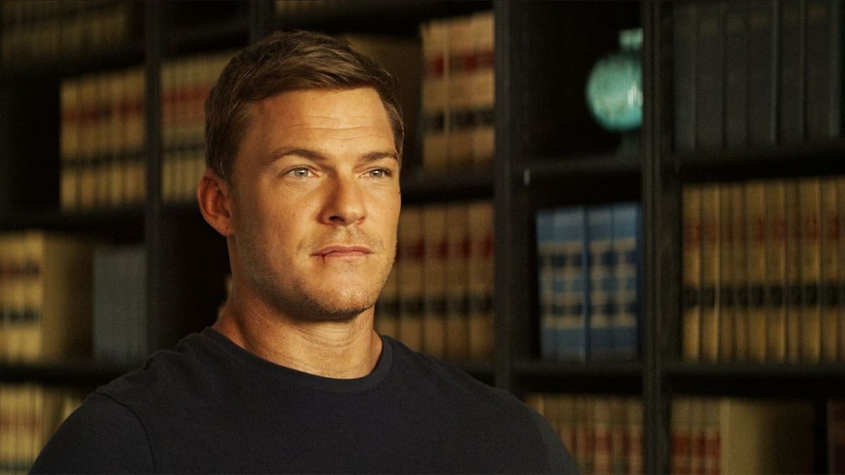 Alan Ritchson de Reacher se burla de la mejor y más brutal pelea de la temporada 2
