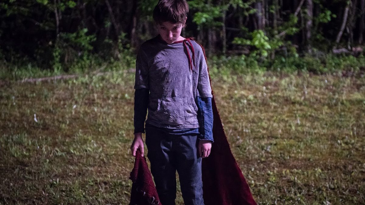 Brightburn Trailer #2: El hijo de Elizabeth Banks no es Superman