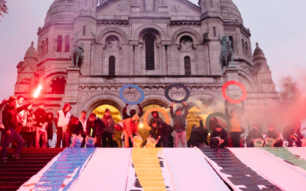 Cerca de mil niños sin hogar quedarán a su suerte debido a los Juegos Olímpicos, alertan ONGs