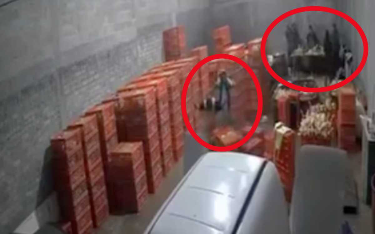 Comando plagia a cuatro vendedores de pollo en Toluca