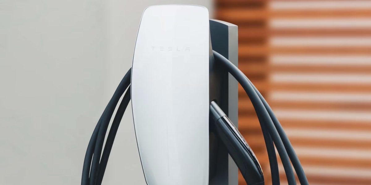 Cómo configurar el uso compartido de energía para su conector de pared Tesla