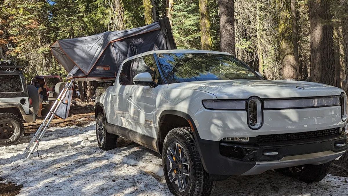 Cómo optimizar los viajes de campamento con su Rivian EV