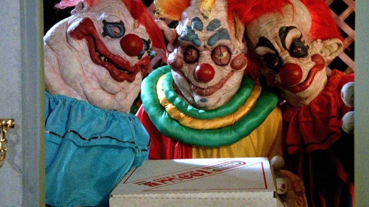 El director de una película de terror clásica de culto de 1988 tiene una idea para una continuación poco convencional