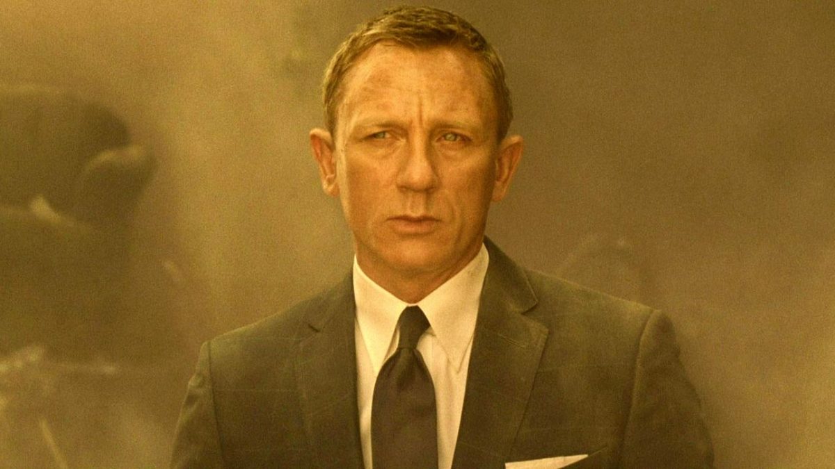 El ex actor villano de James Bond muestra su apoyo a un nuevo contendiente de 007