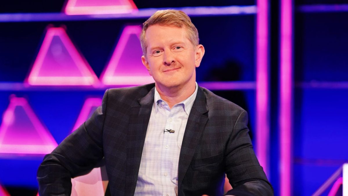 El presentador de Jeopardy, Ken Jennings, reacciona a la abrupta salida de Mayim Bialik: "Me tomó por sorpresa"