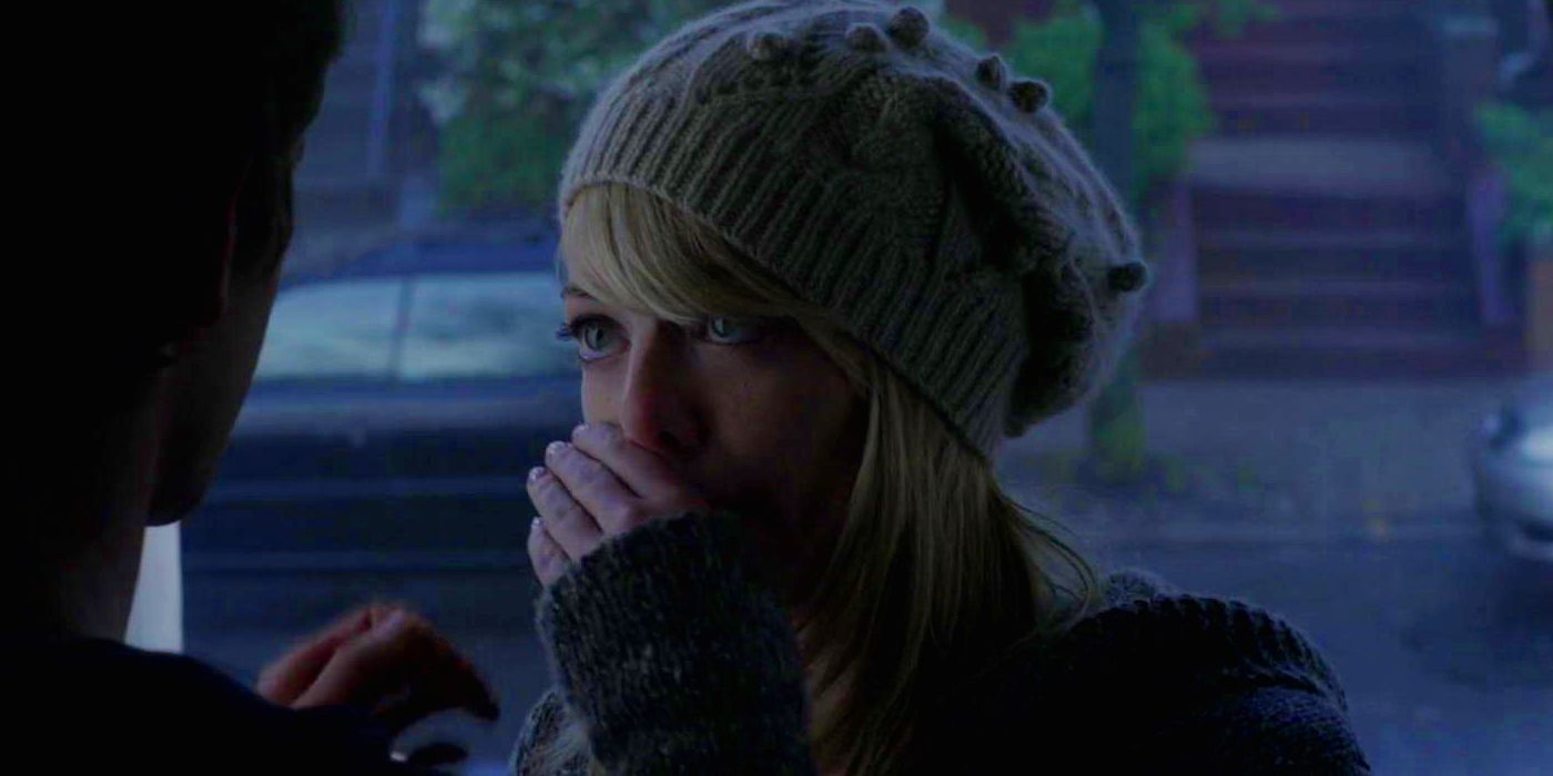 Emma Stone tiene una reacción brillante al ver a Andrew Garfield entre el público de su última película en un nuevo vídeo