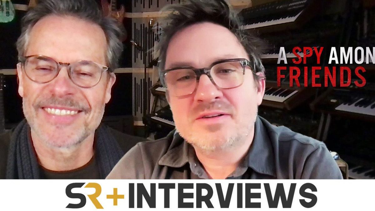 Entrevista a Guy Pearce y Alexander Cary: un espía entre amigos