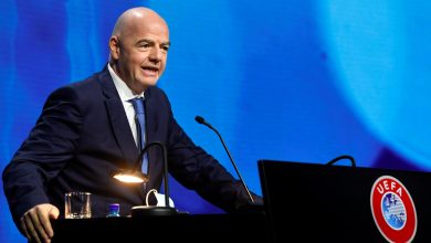 Gianni Infantino condena agresión al árbitro turco y pide 'seguridad para todos'