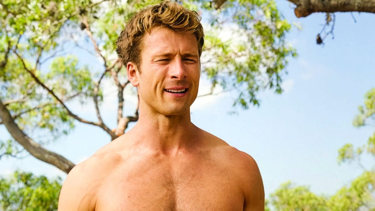 Glen Powell "casi muere" por una escena de desnudo durante el rodaje de cualquier persona menos tú