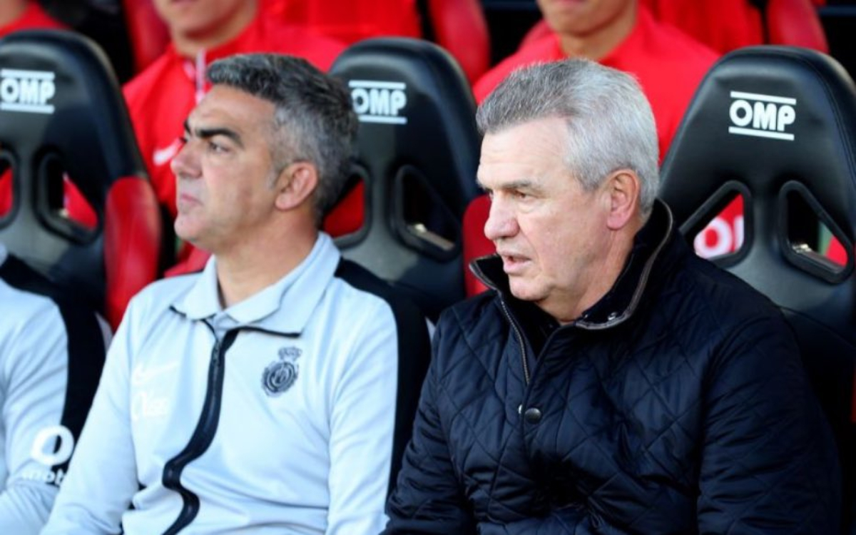 Iguala récord Javier Aguirre con Los Bermellones