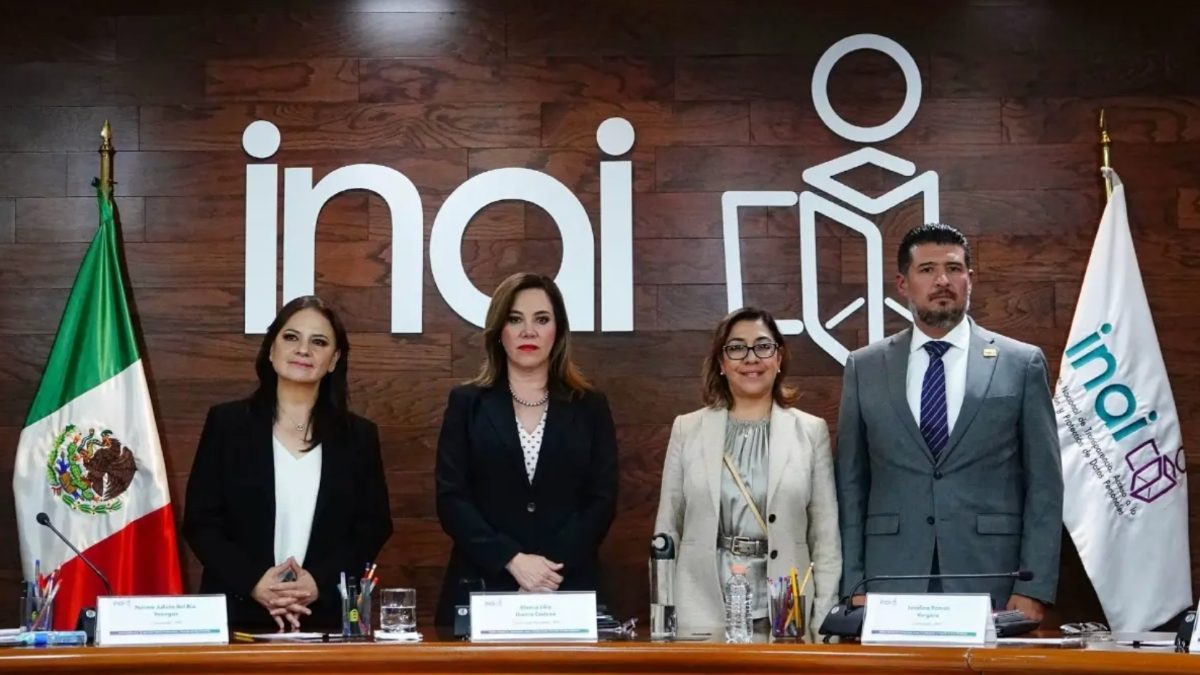 Julieta del Río, Josefina Román y Adrián Alcalá se postulan para la presidencia del INAI