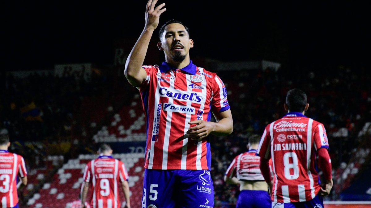 Liga MX: Logran potosinos magra ventaja ante regiomontanos | Video