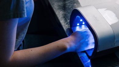 Los secadores de esmalte de uñas UV pueden provocar mutaciones que causan cáncer, según un estudio