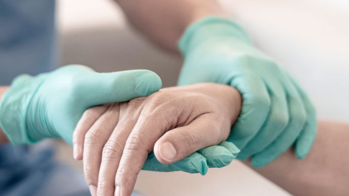 Mujer de 55 años, la primera en acceder al suicidio asistido por Sanidad italiana
