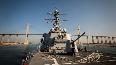Pentágono: Buque de guerra de Estados Unidos y varios barcos atacados en el Mar Rojo