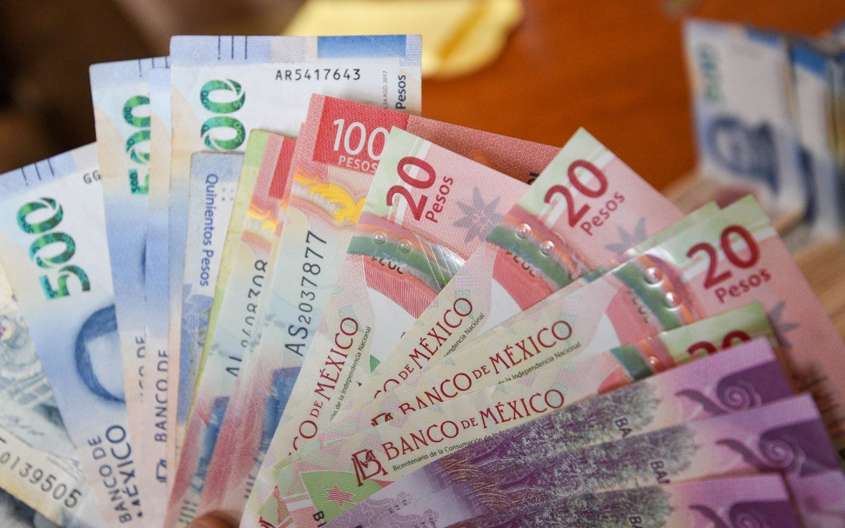 Peso mexicano avanza y perfila su mejor año desde 1989