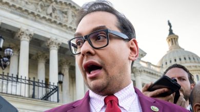 “Que se jodan ellos y su trato de mierda”: Excongresista caído en desgracia habla sobre la película de HBO sobre él