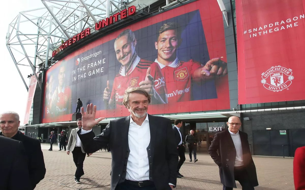 Sir Jim Ratcliffe llega a un acuerdo para comprar el 25 por ciento del Manchester United