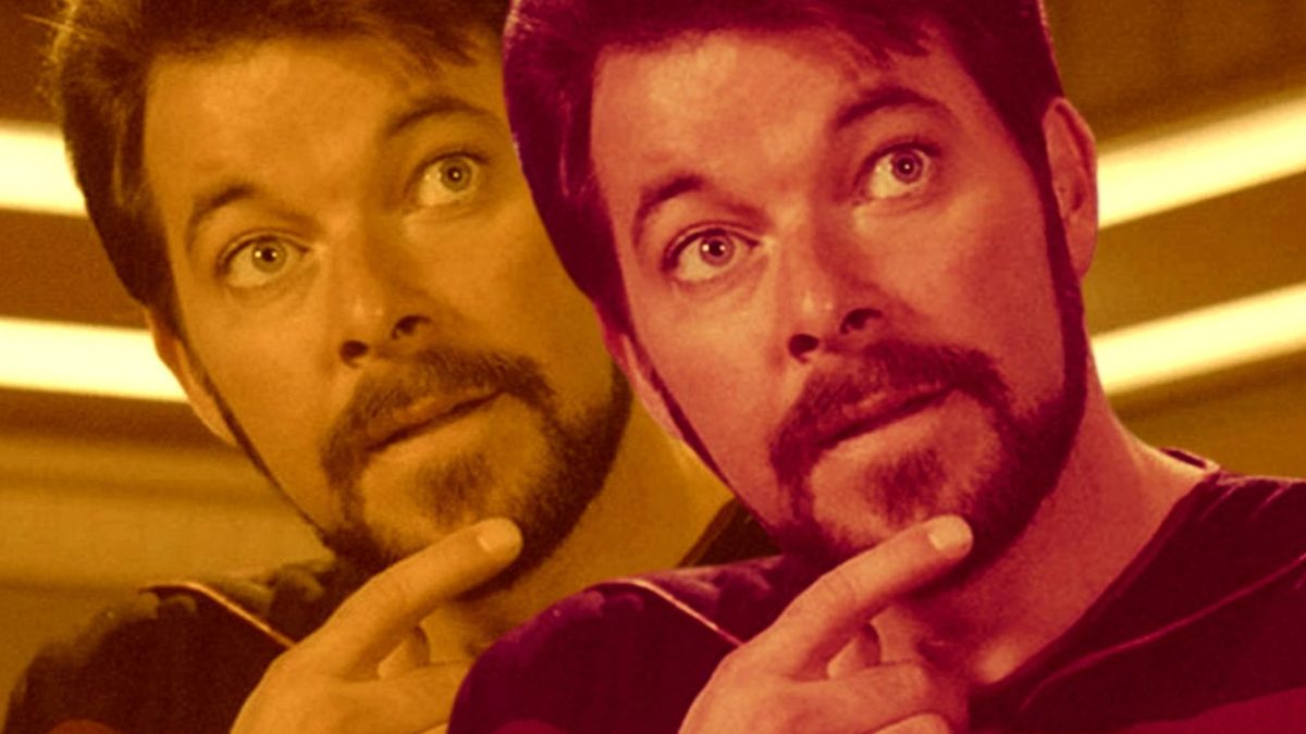 Jonathan Frakes as Commander Riker in Star Trek TNG