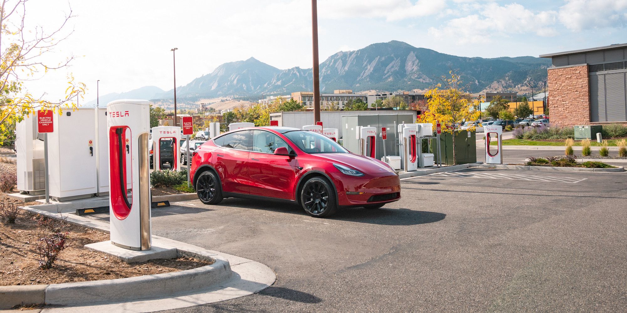 Tesla está un paso más cerca de abrir el acceso a los supercargadores en EE. UU.