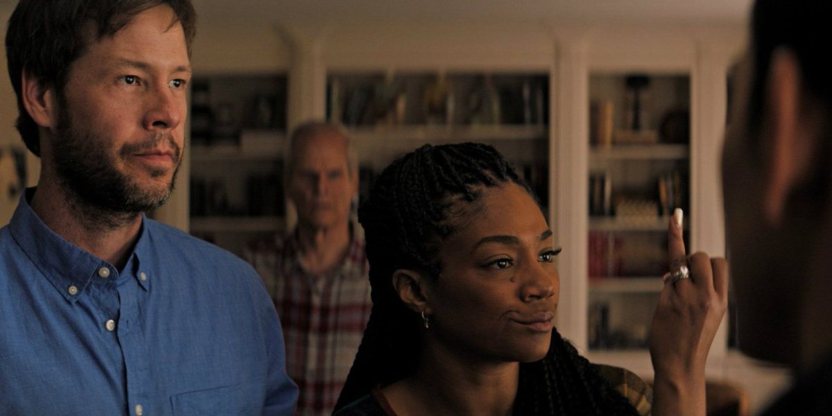 Tráiler y póster de The Oath Red Band: el drama de Acción de Gracias se vuelve real