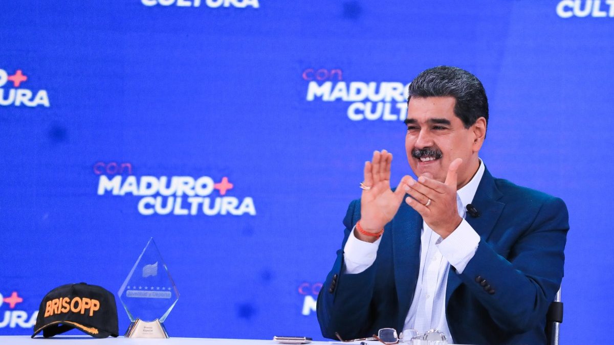 Venezuela da más de 4 mil identificaciones a población que vive cerca de zona de disputa con Guayana