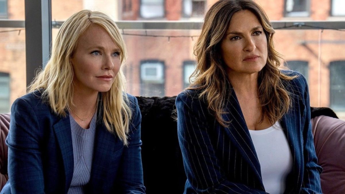 El clip de la temporada 25 de Law & Order: SVU muestra el primer vistazo a la reunión de Benson y Rollins