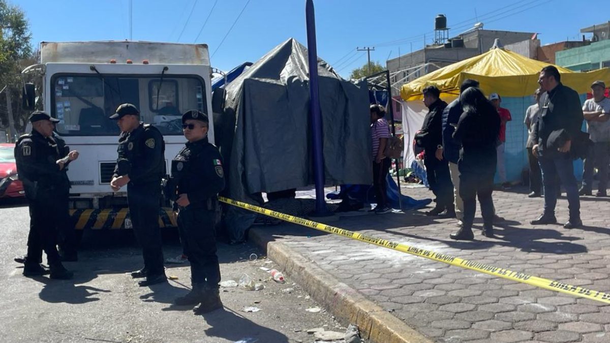 Balean a familia en tianguis de Iztapalapa y matan al padre
