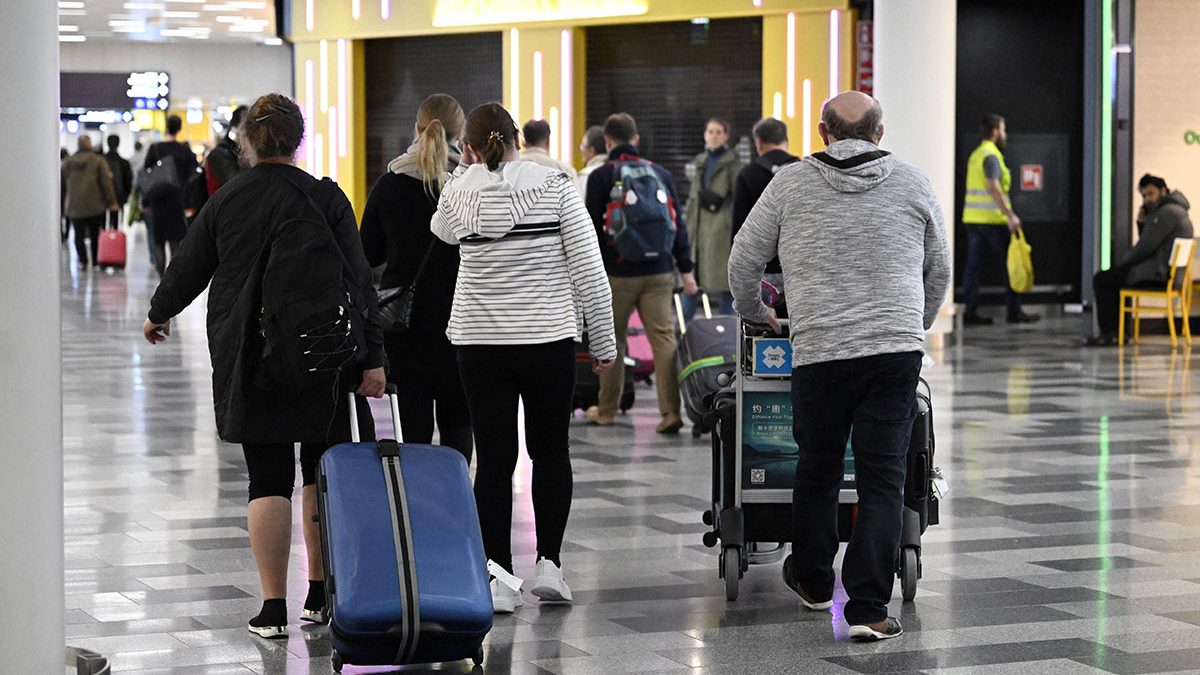 Canadá analiza impedir que mexicanos vuelen al país a solicitar asilo