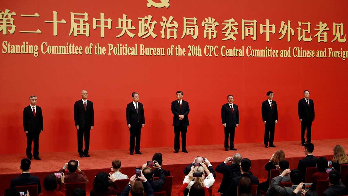 China destituye a funcionario tras revuelo causado por normas sobre videojuegos