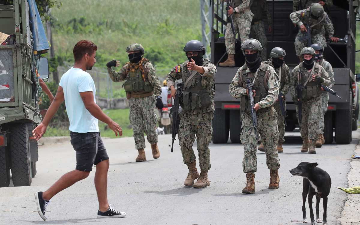 Confirman 48 reos fugados de cárcel de Ecuador