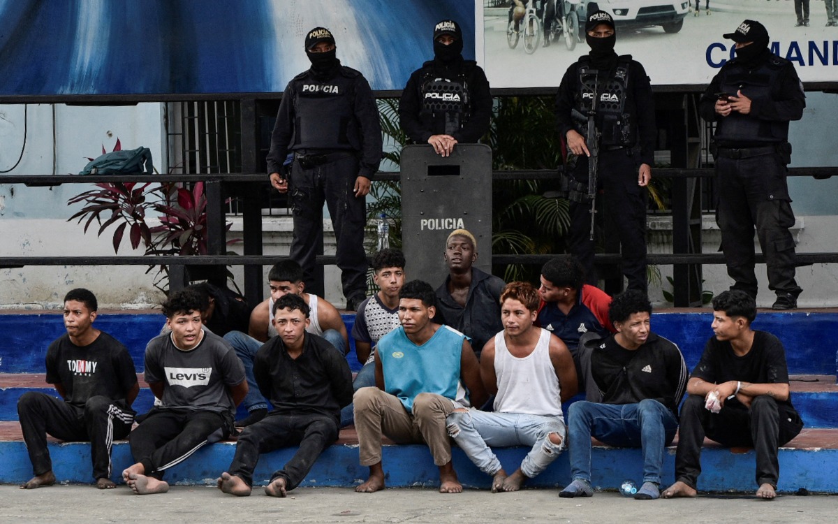 Detienen a más de 300 ‘terroristas’ y abaten a 5 en Ecuador