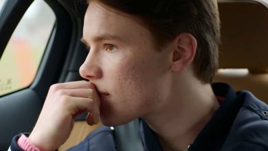 El clip de la temporada 3 de Young Royals muestra el regreso del príncipe Wilhelm a Hillerska