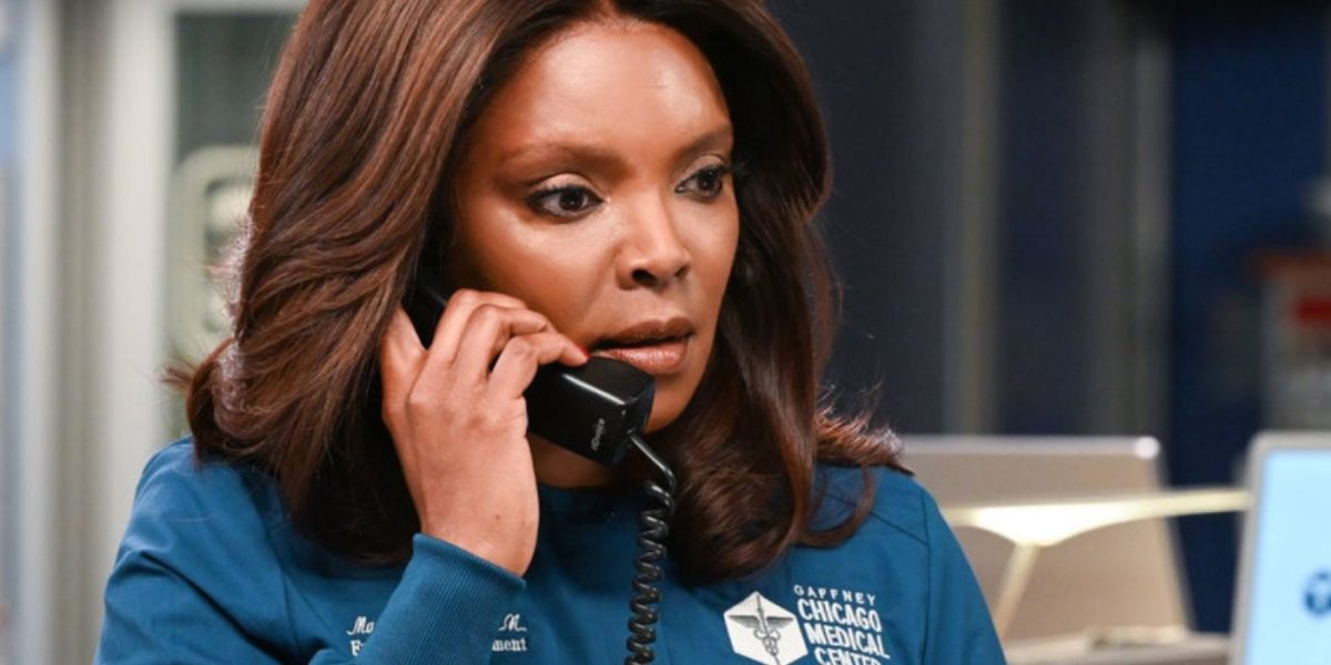 El ex actor de Grey's Anatomy se convierte en nuevo residente en la imagen de la temporada 9 de Chicago Med