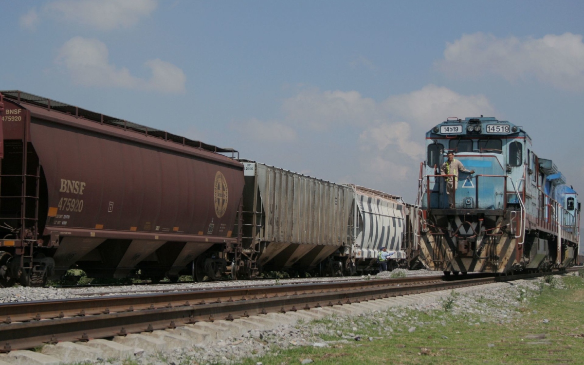 Ferrosur y CPKC proponen al menos 5 rutas para trenes de pasajeros: SICT
