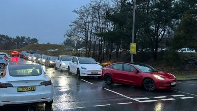 Las colas de horas para los cargadores de Tesla muestran que necesitamos una mejor infraestructura para vehículos eléctricos