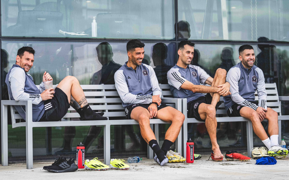 Luis Suárez: ‘Messi, Alba, Busquets y yo soñábamos con retirarnos en el Barcelona’ | Video