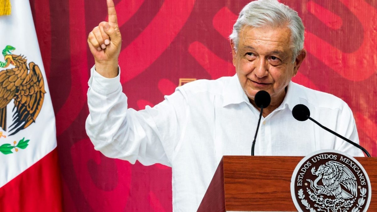 'No hay riesgo de apagones': AMLO sobre CFE