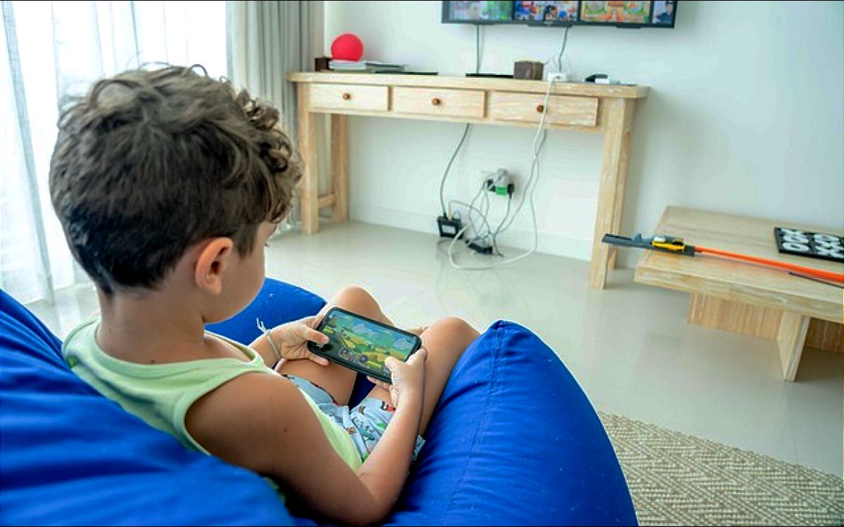 Nueva York declara a las redes sociales 'amenaza para la salud mental' de menores